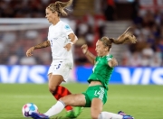 开云体育官网-新西兰女足队员受伤，影响比赛进程的简单介绍