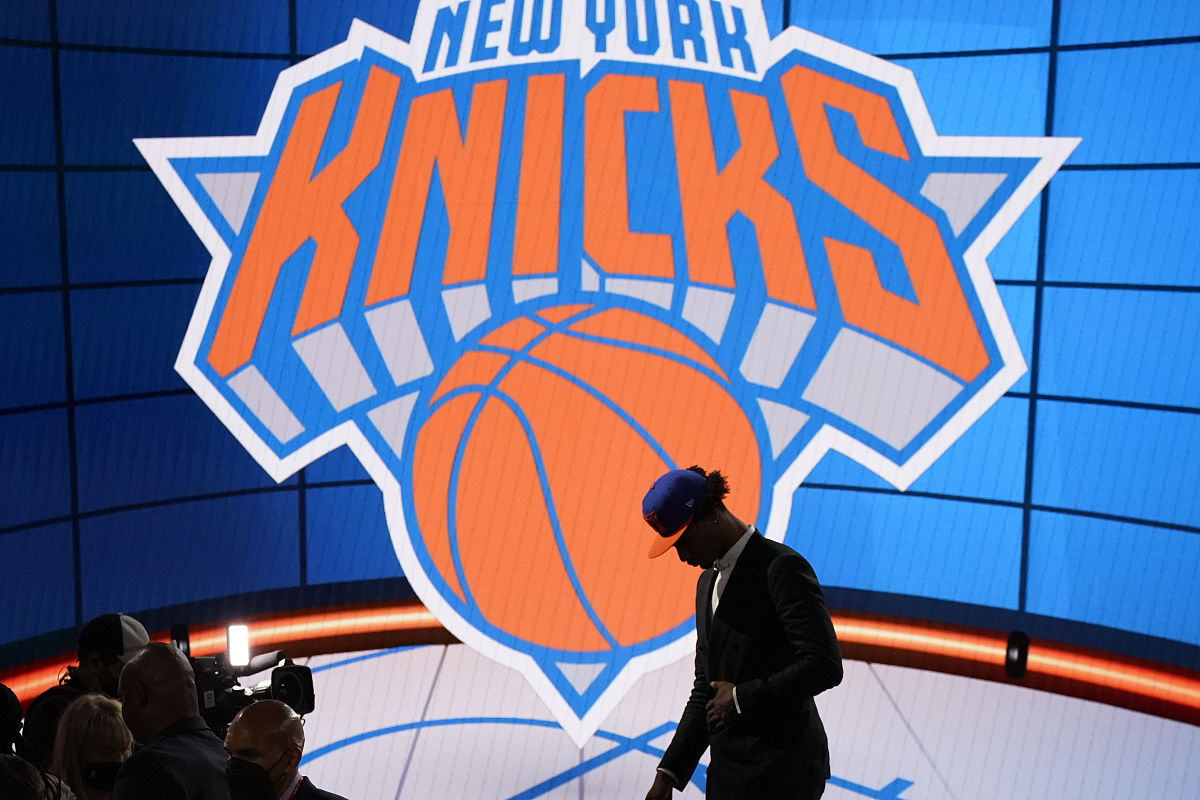 关于开拓者队面对老鹰队,取得胜利的信息 关于开拓者队面对老鹰队,取得胜利的信息