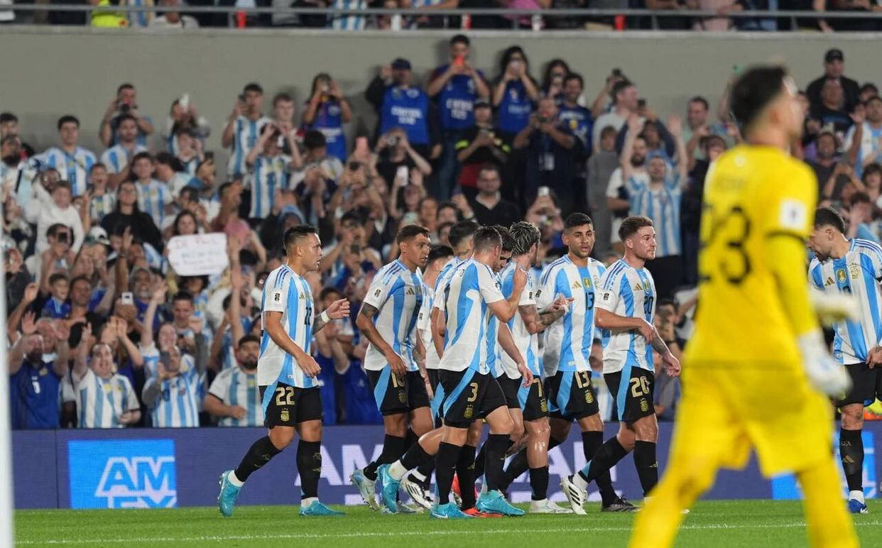 南美球队备战世界杯，全力冲击冠军荣耀的简单介绍