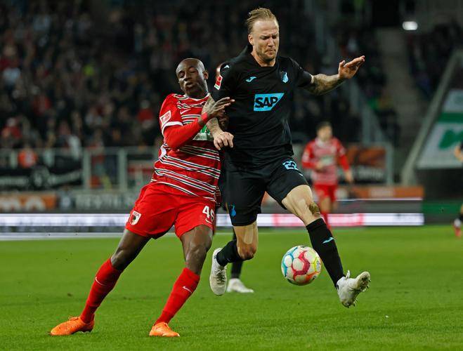 关于霍芬海姆自信心受挫，球队士气低迷难以提振的信息