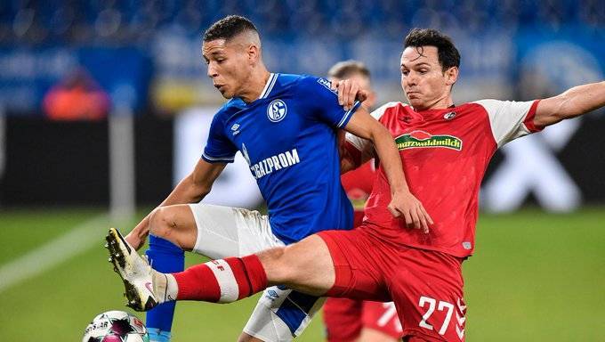 多特蒙德主场大胜沙尔克04，全队发挥出色取得胜利