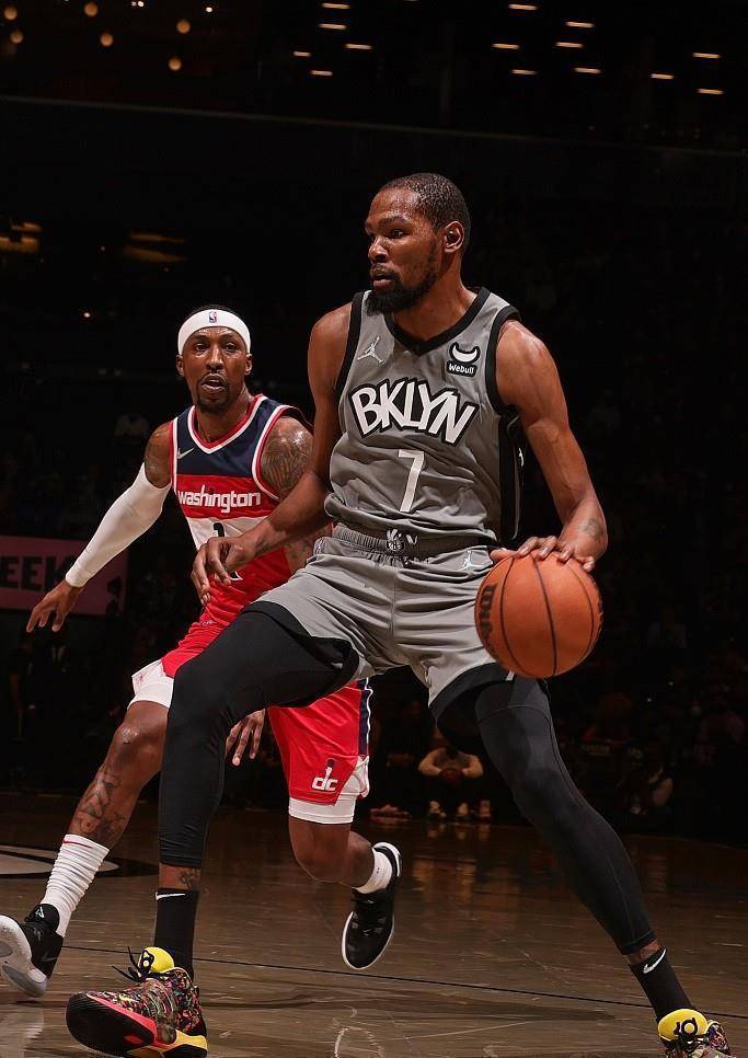 篮网主场力克猛龙,杜兰特获好评 篮网主场力克猛龙,杜兰特获好评