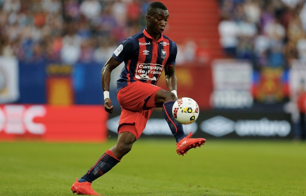 兰斯队阵容庞大,实力有待考验 兰斯队阵容庞大,实力有待考验