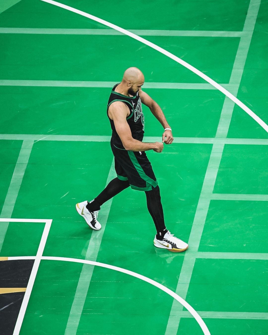 凯尔特人主帅点名表扬年轻球员表现的简单介绍