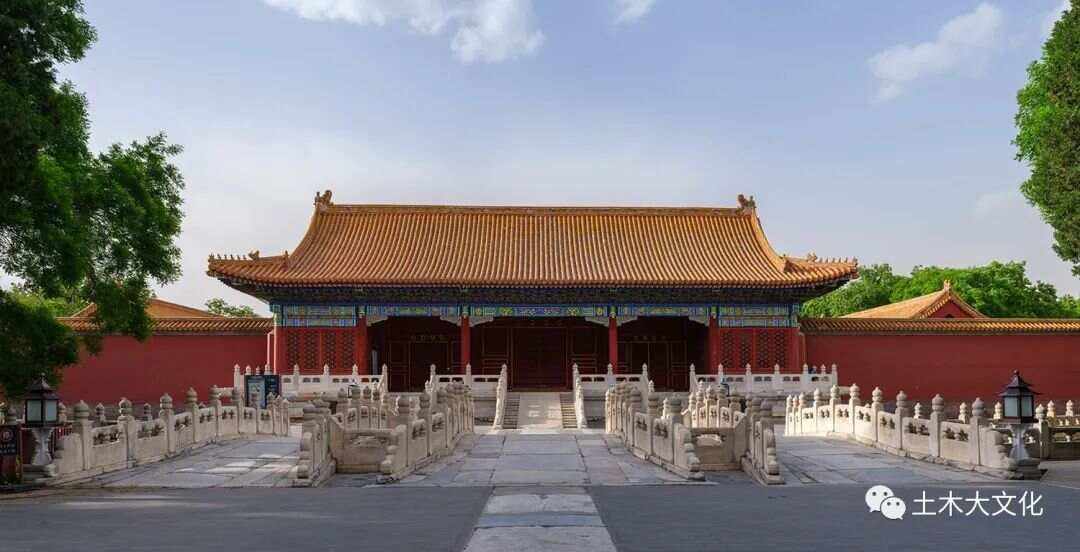 关于广东深圳主场战平北京故宫，保持不败的信息