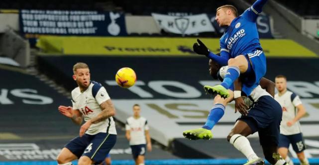 神奇的临场调整使球队创造奇迹