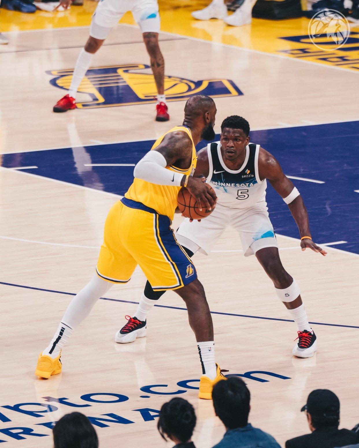 新晋球星表现抢眼，成功领队打破对手上限！