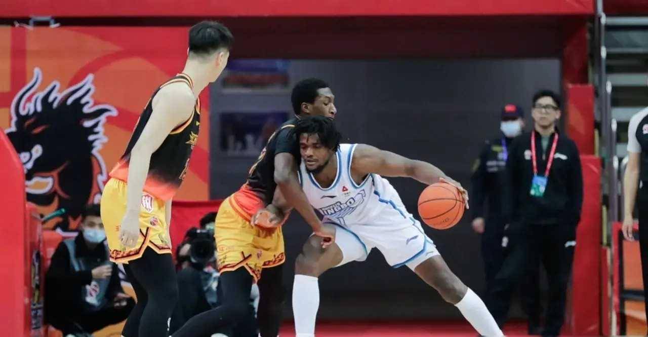 安徽队员精准发挥，击溃对手取得比赛胜利的简单介绍