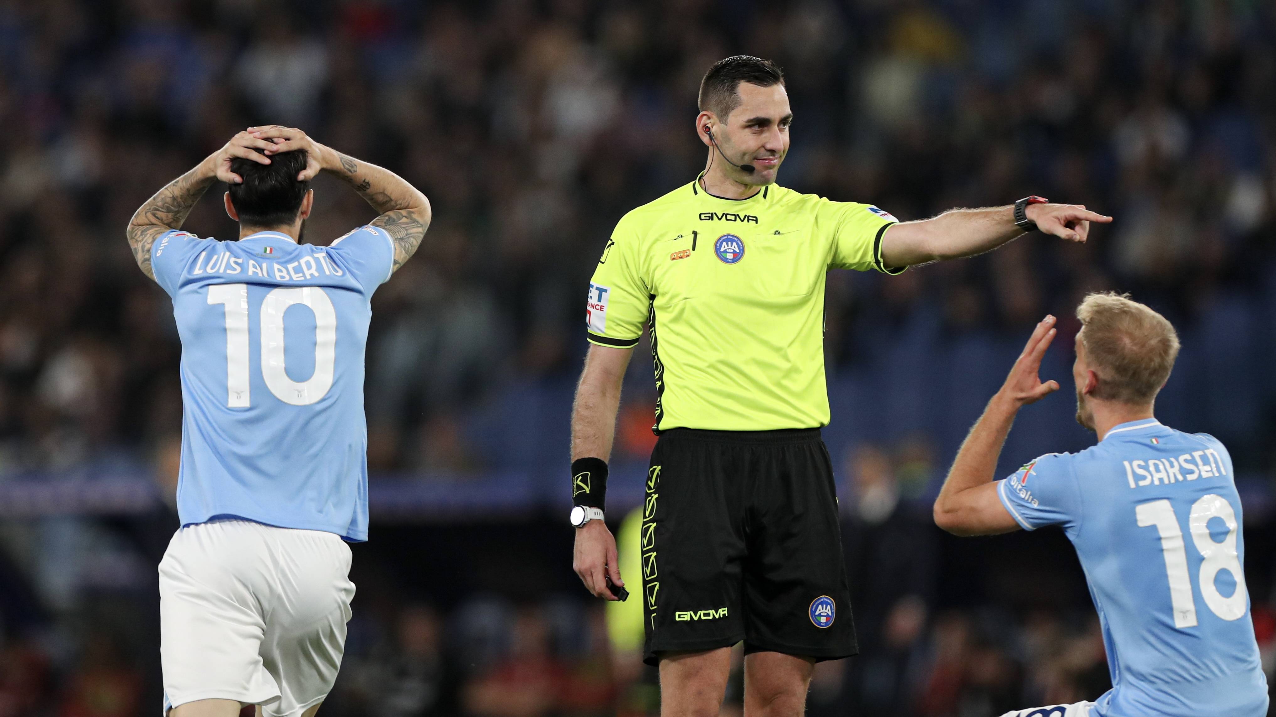 关于拉齐奥盯上新中场，或将实现引援战略调整的信息